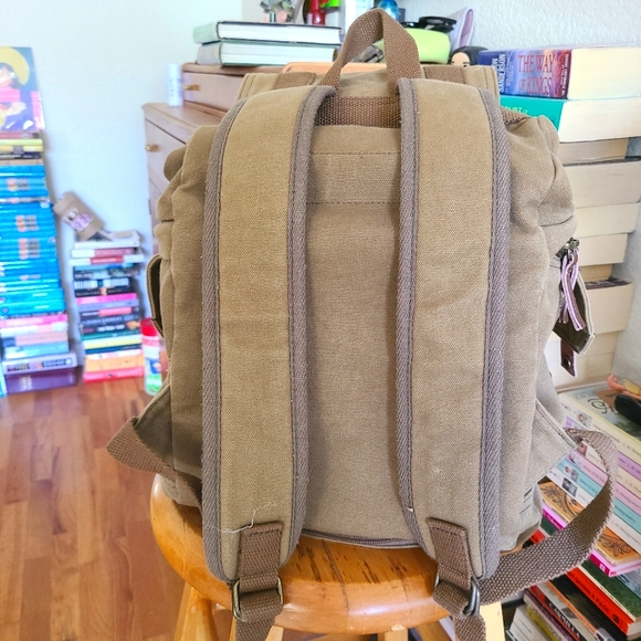 Courser Canvas Backpack - Picture 3 of 5